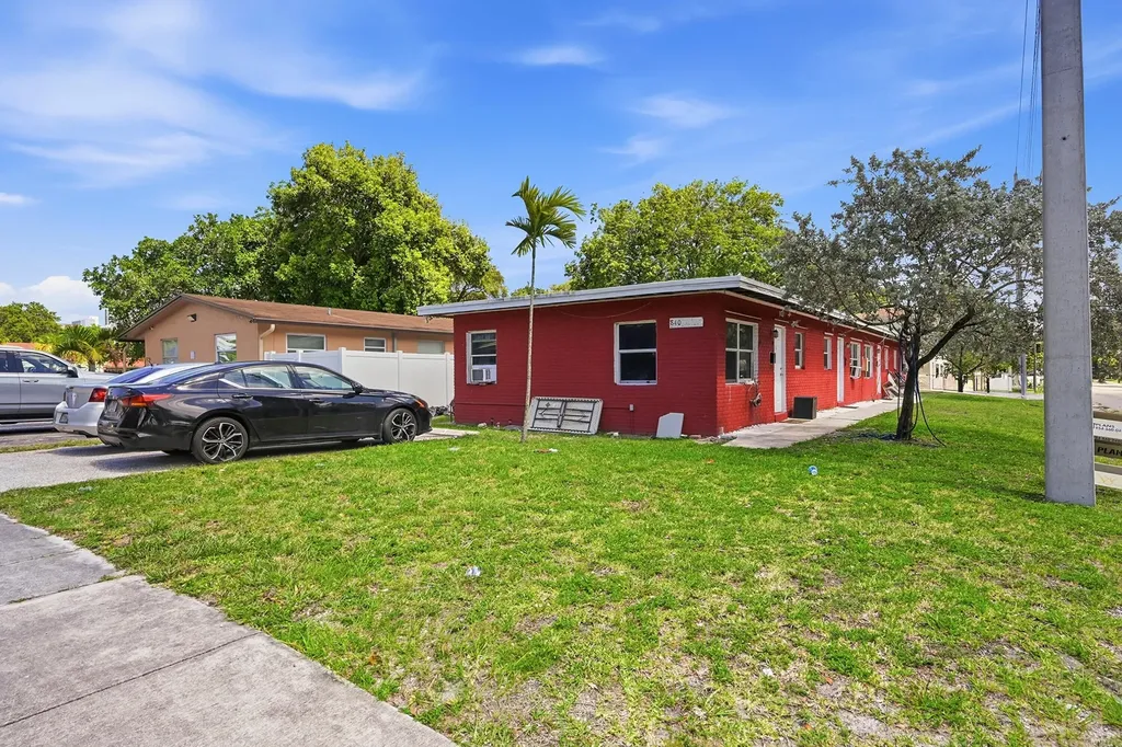 840 NW 3rd Street Fort Lauderdale FL 33311