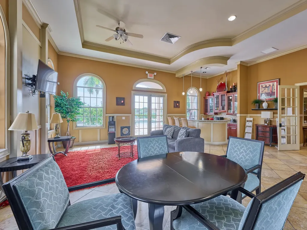 6725 Old Farm Trail Boynton Beach FL 33437