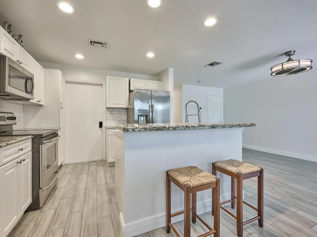 6725 Old Farm Trail Boynton Beach FL 33437