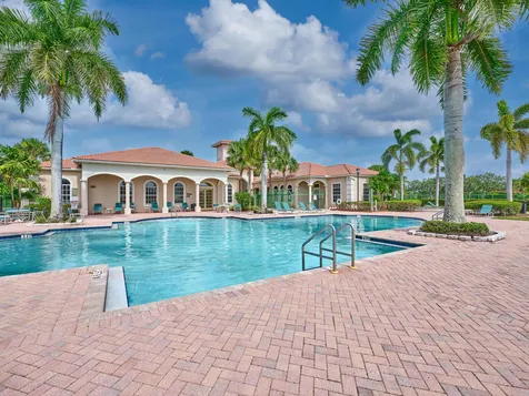 6725 Old Farm Trail Boynton Beach FL 33437