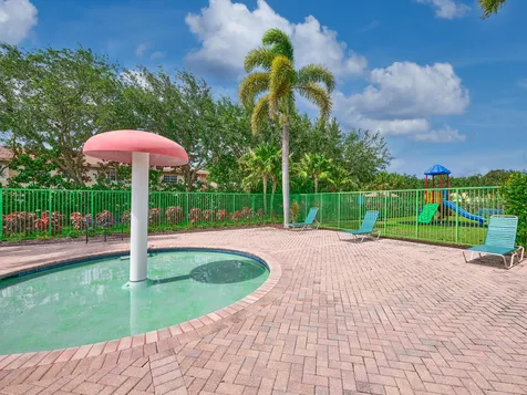 6725 Old Farm Trail Boynton Beach FL 33437