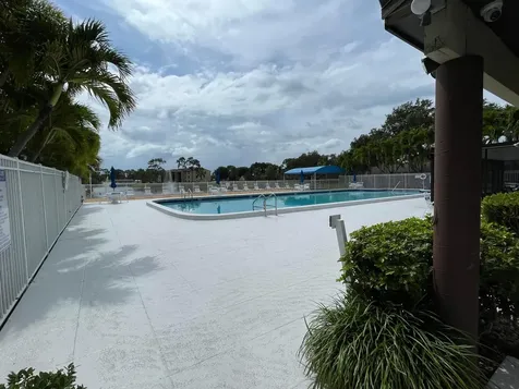 536 Shady Pine Way Greenacres FL 33415