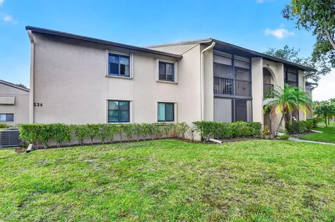 536 Shady Pine Way Greenacres FL 33415