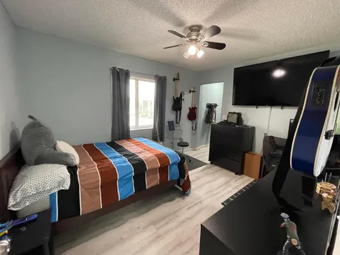 536 Shady Pine Way Greenacres FL 33415