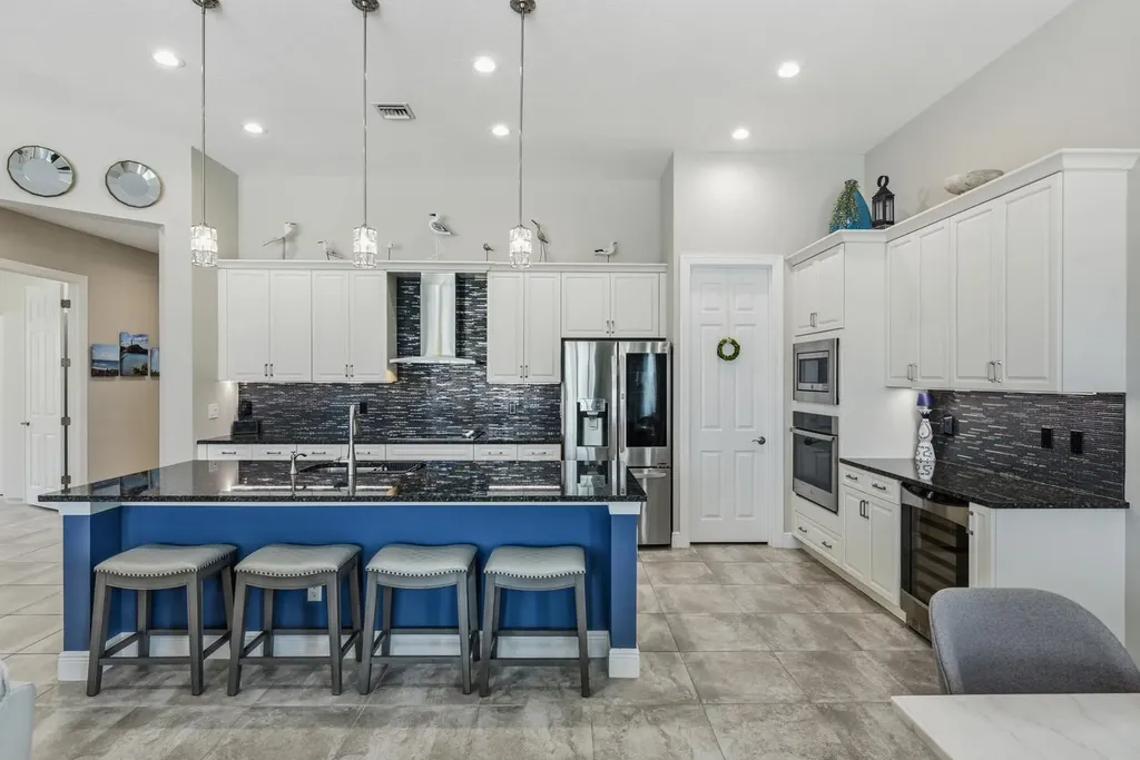 8653 SW Carrara Way Port St Lucie FL 34987