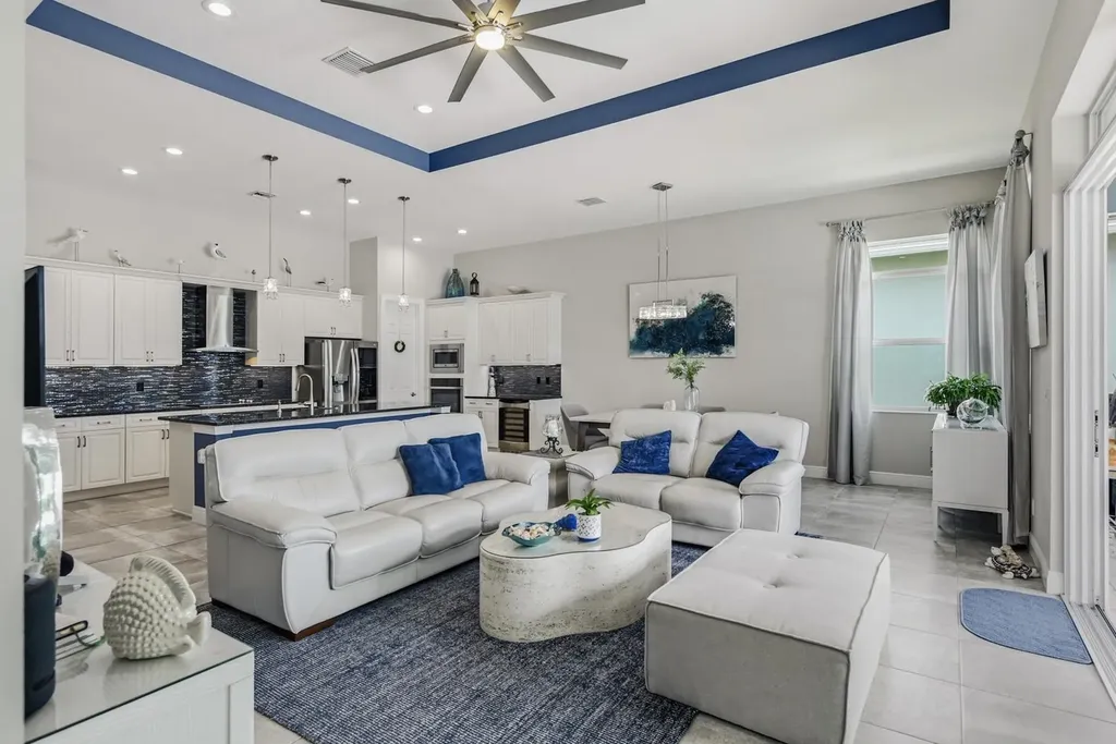 8653 SW Carrara Way Port St Lucie FL 34987