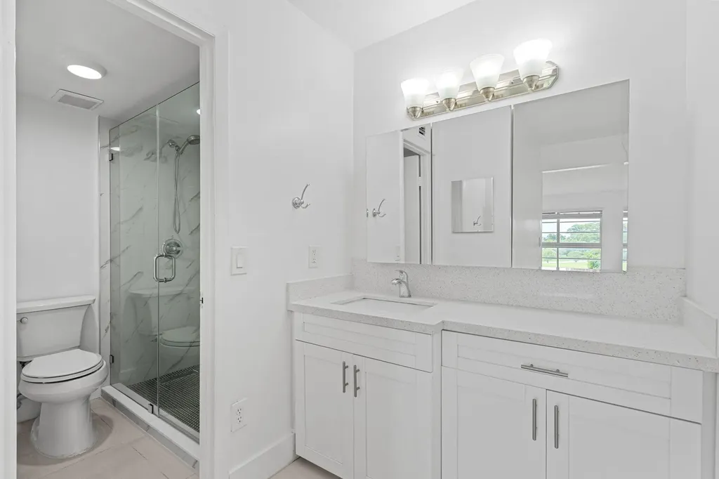 9170 Fontainebleau Boulevard Miami FL 33172