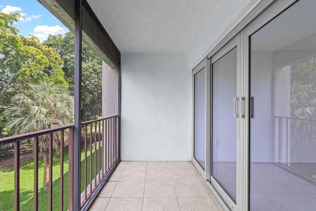 9170 Fontainebleau Boulevard Miami FL 33172