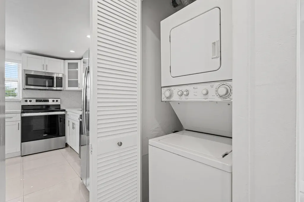 9170 Fontainebleau Boulevard Miami FL 33172