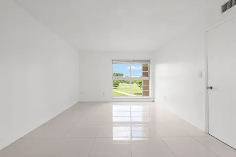 9170 Fontainebleau Boulevard Miami FL 33172