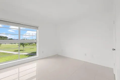 9170 Fontainebleau Boulevard Miami FL 33172