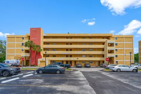 9170 Fontainebleau Boulevard Miami FL 33172