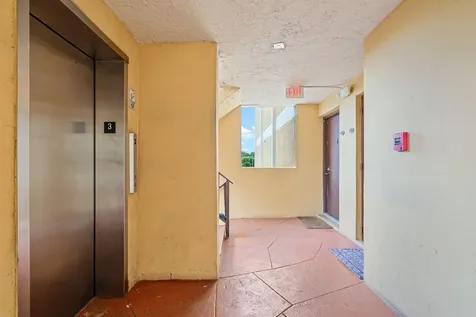 9170 Fontainebleau Boulevard Miami FL 33172