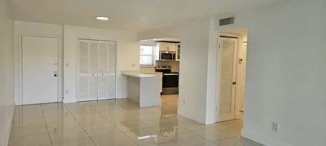 9170 Fontainebleau Boulevard Miami FL 33172