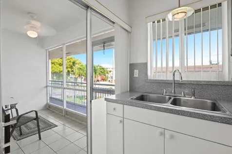2100 NE 38th Street Lighthouse Point FL 33064