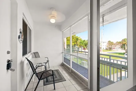 2100 NE 38th Street Lighthouse Point FL 33064