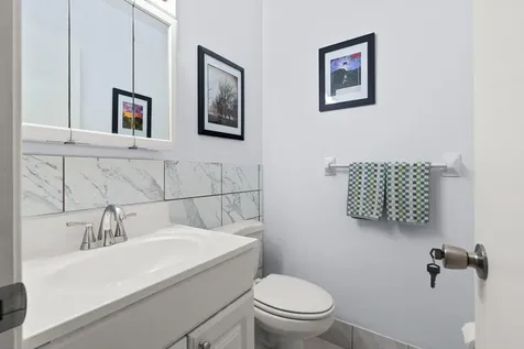 2100 NE 38th Street Lighthouse Point FL 33064