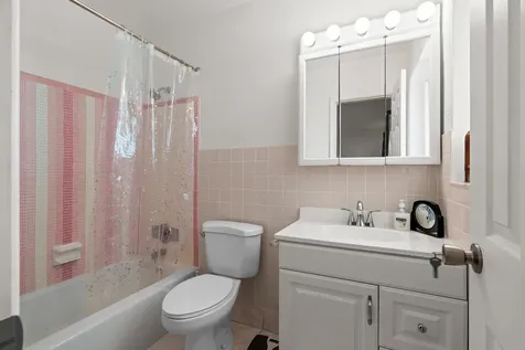 2100 NE 38th Street Lighthouse Point FL 33064