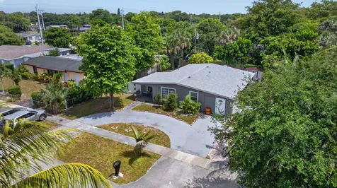 3420 NW 5th Court Lauderhill FL 33311