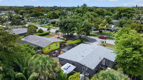 3420 NW 5th Court Lauderhill FL 33311