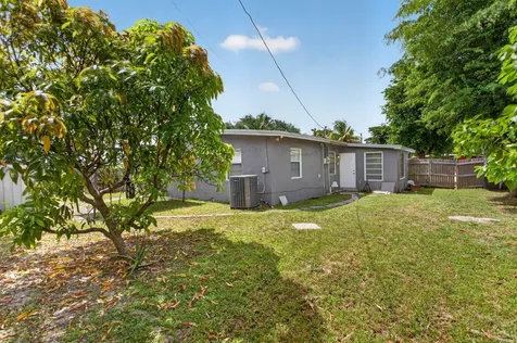 3420 NW 5th Court Lauderhill FL 33311