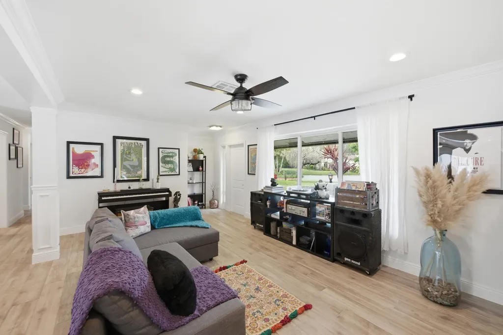 1929 NW 90th Lane Coral Springs FL 33071