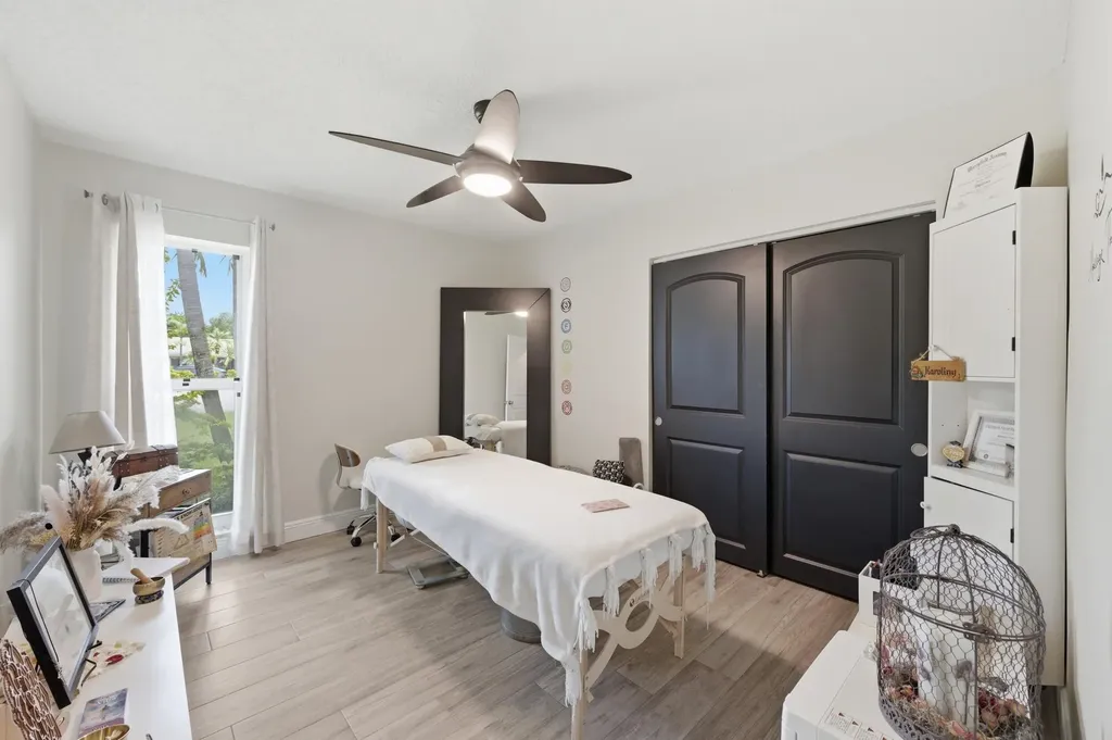 1929 NW 90th Lane Coral Springs FL 33071