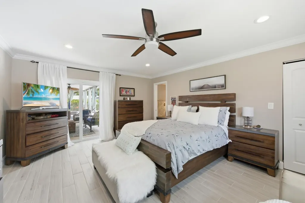 1929 NW 90th Lane Coral Springs FL 33071