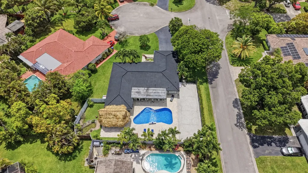 1929 NW 90th Lane Coral Springs FL 33071