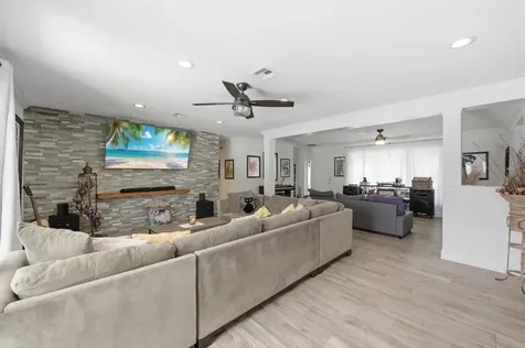 1929 NW 90th Lane Coral Springs FL 33071
