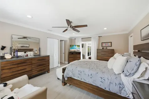 1929 NW 90th Lane Coral Springs FL 33071