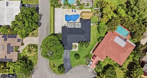 1929 NW 90th Lane Coral Springs FL 33071