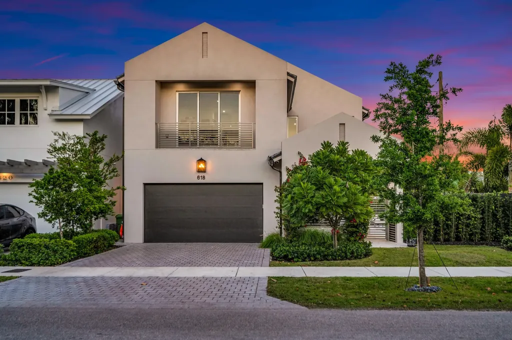 Fort Lauderdale FL, 618 NE 15th Avenue