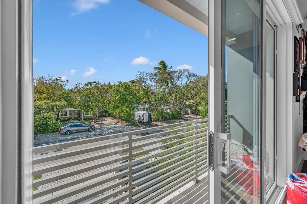 618 NE 15th Avenue Fort Lauderdale FL 33304