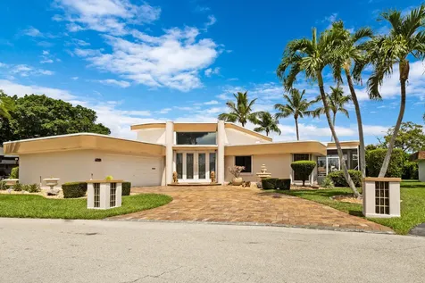 6201 Royal Poinciana Lane Tamarac FL 33319