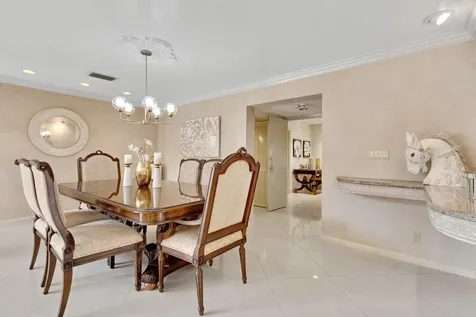 6201 Royal Poinciana Lane Tamarac FL 33319