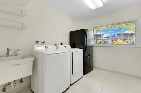 6201 Royal Poinciana Lane Tamarac FL 33319