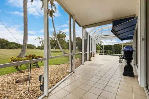 6201 Royal Poinciana Lane Tamarac FL 33319