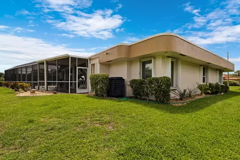 6201 Royal Poinciana Lane Tamarac FL 33319
