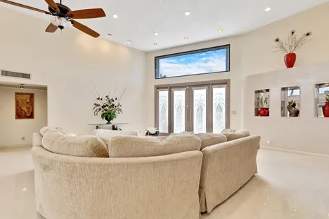 6201 Royal Poinciana Lane Tamarac FL 33319