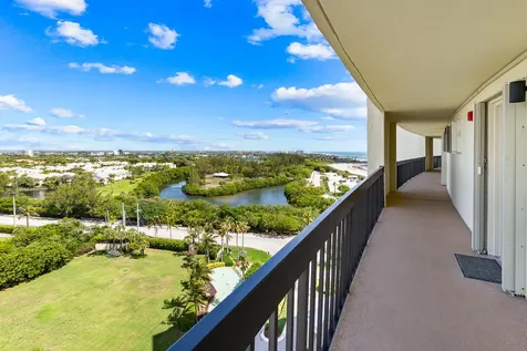 400 Ocean Trail Way Jupiter FL 33477