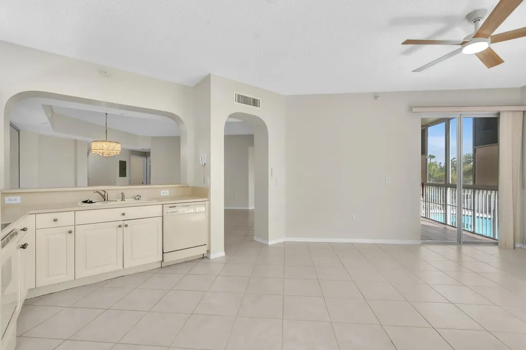 7775 Southampton Terrace Tamarac FL 33321