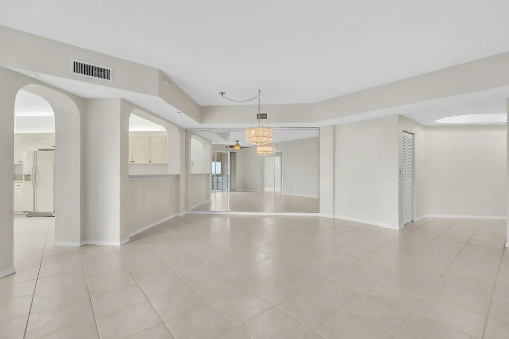 7775 Southampton Terrace Tamarac FL 33321