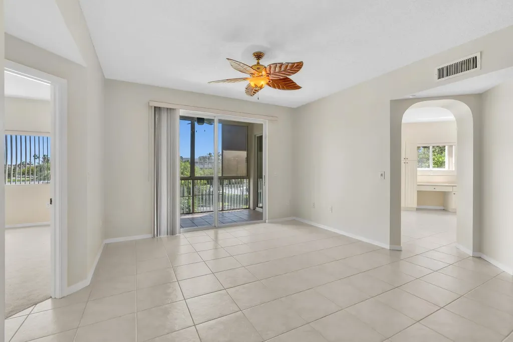 7775 Southampton Terrace Tamarac FL 33321