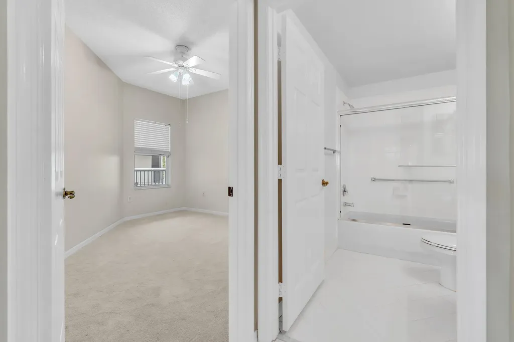 7775 Southampton Terrace Tamarac FL 33321