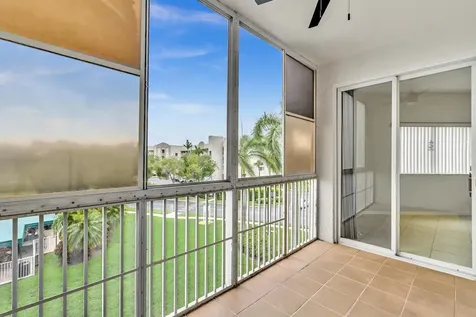7775 Southampton Terrace Tamarac FL 33321