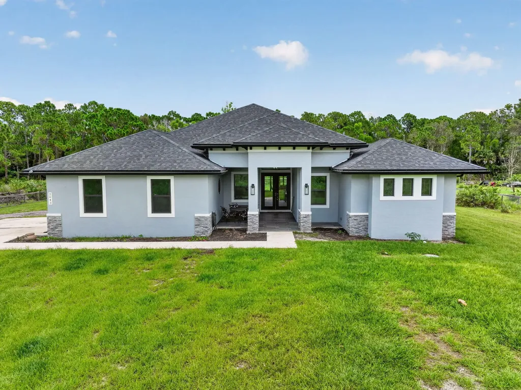 2643 Dyer Road Fort Pierce FL 34952