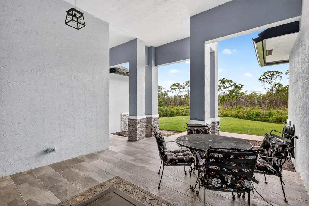 2643 Dyer Road Fort Pierce FL 34952