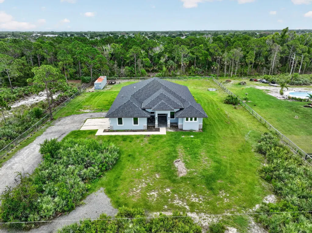 2643 Dyer Road Fort Pierce FL 34952