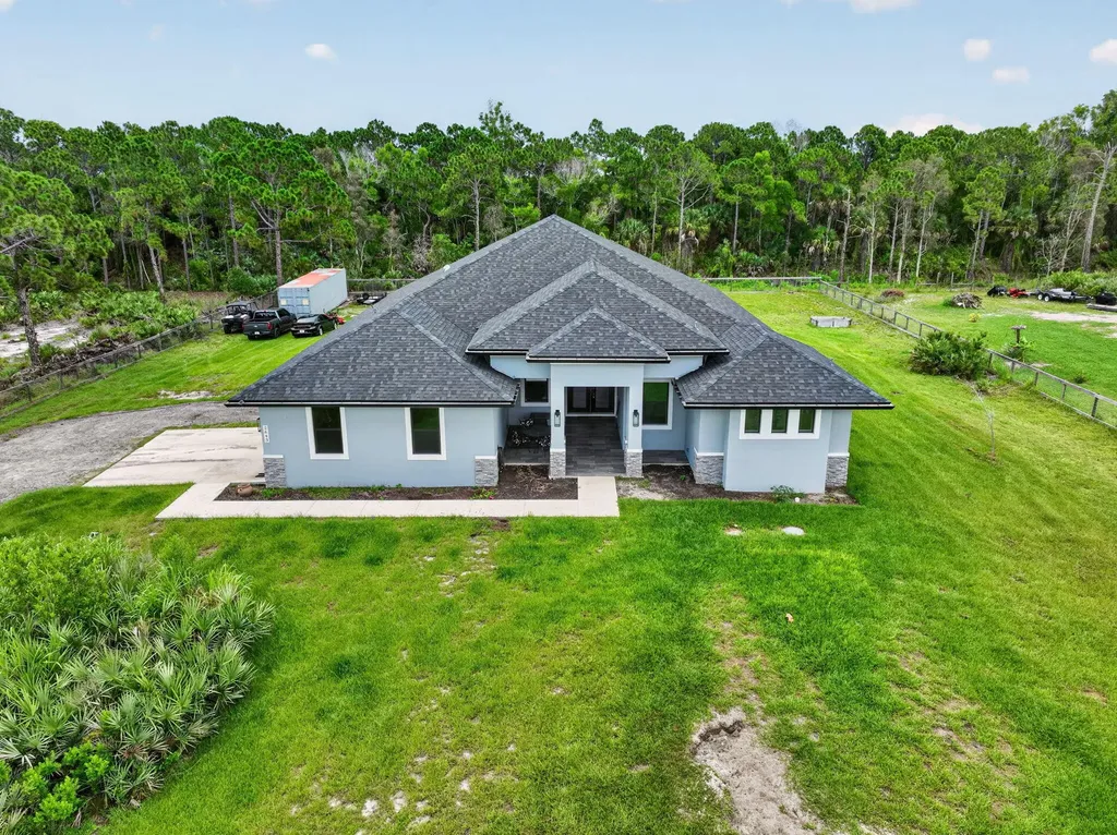 2643 Dyer Road Fort Pierce FL 34952